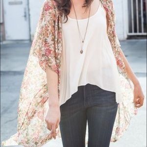 Brandy Melville Floral Alexis Kimono